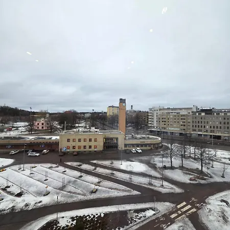 Yksioe Kahdelle Hengelle Keskellae Lahtea Apartment